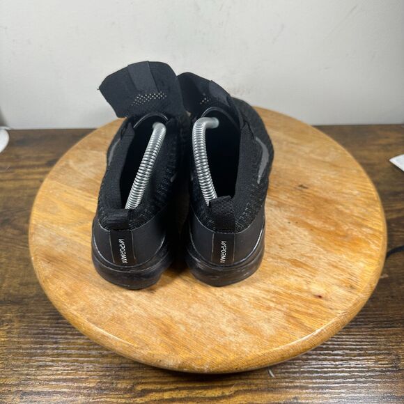 Nike Air VaporMax Flyknit 3 Triple Black Shoes Women's Size 8 AJ6910-002 - Picture 4 of 8